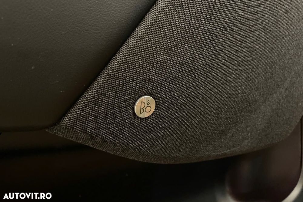 Ford Mustang Mach-E AWD GT - 11