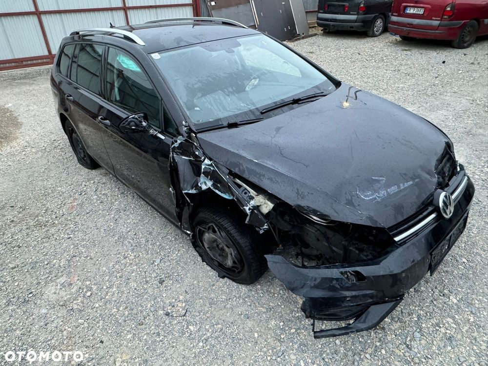 Volkswagen Golf 1.6 TDI SCR DSG Comfortline - 14
