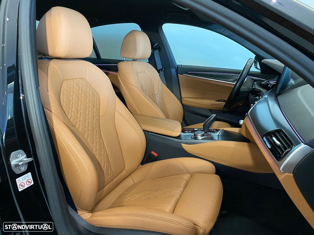 BMW 530 e Pack M - 10