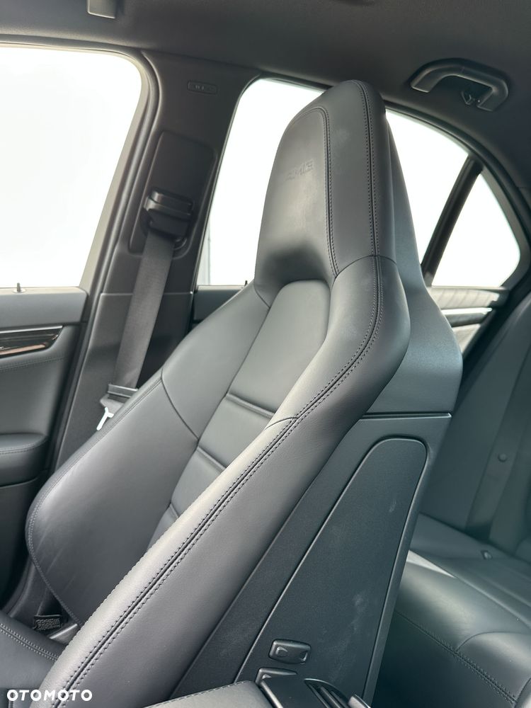 Mercedes-Benz Klasa C 63 AMG AMG SPEEDSHIFT MCT - 22