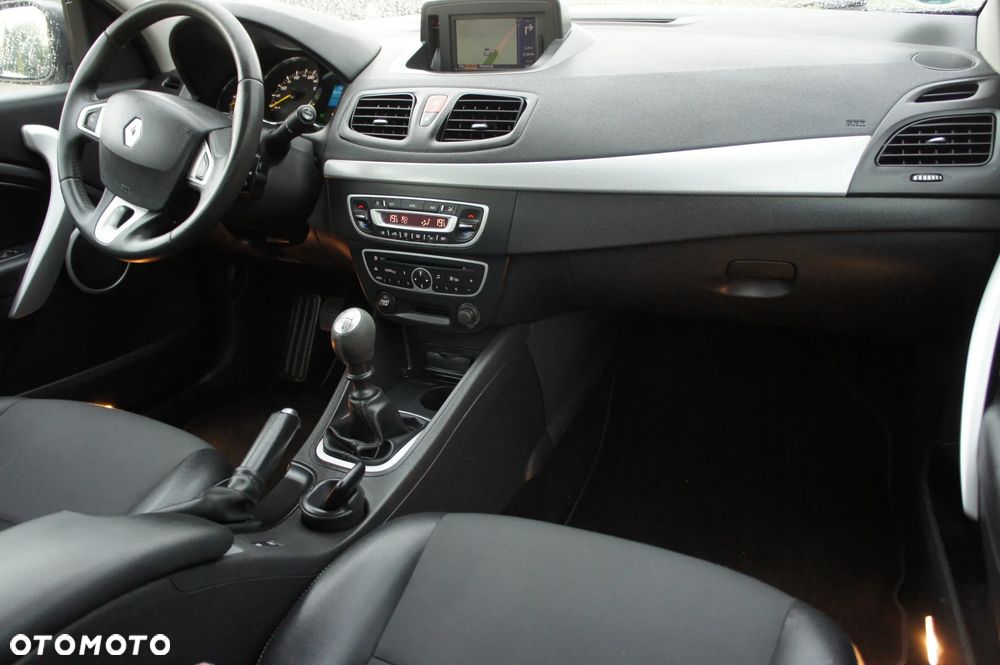 Renault Fluence 2.0 16V 140 Dynamique - 18