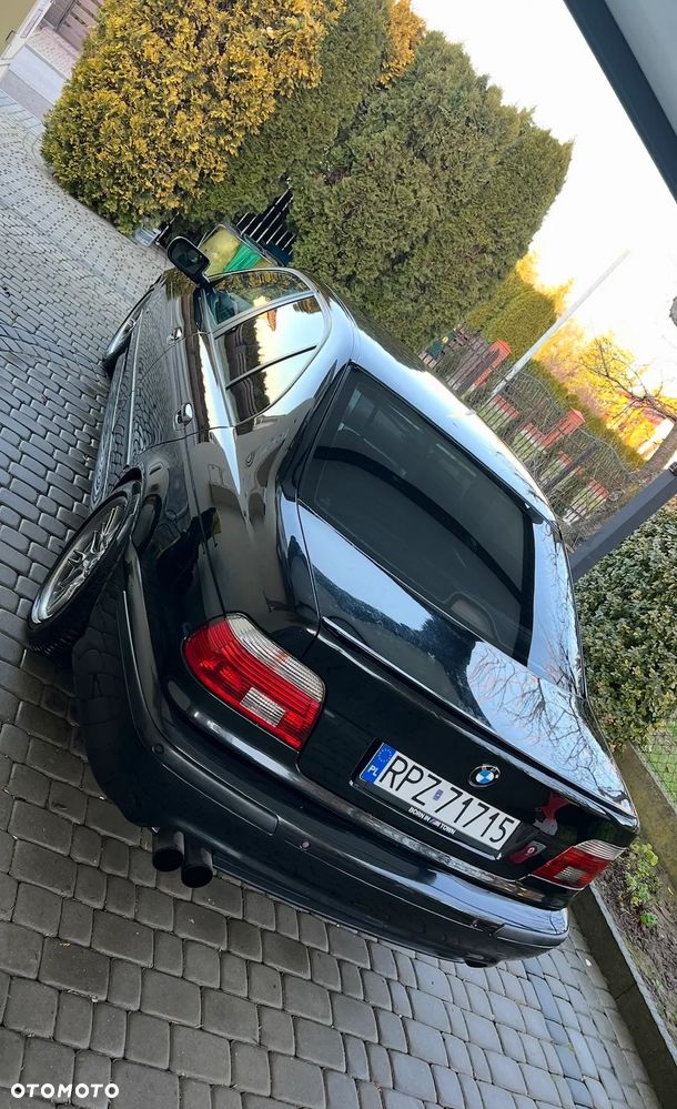 BMW Seria 5 - 19