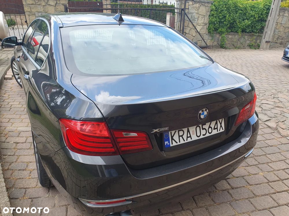BMW Seria 5 520d xDrive Luxury Line - 3