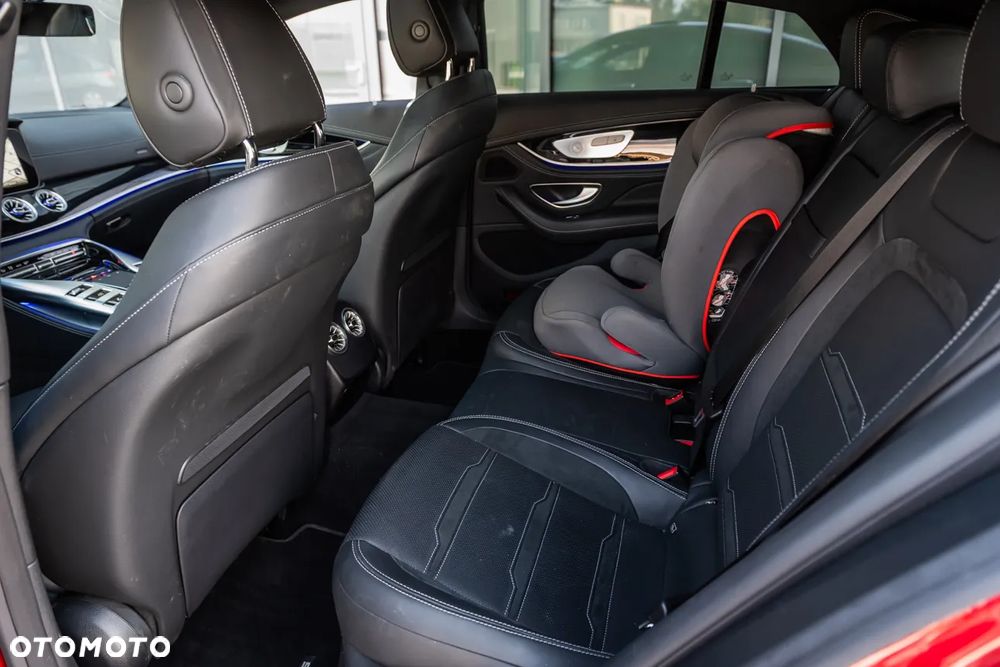 Mercedes-Benz AMG GT 43 4-Matic+ - 35