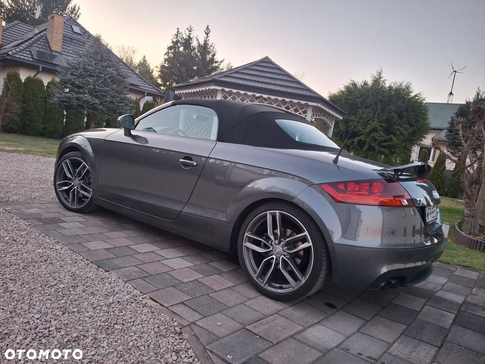 Audi TT Roadster - 30