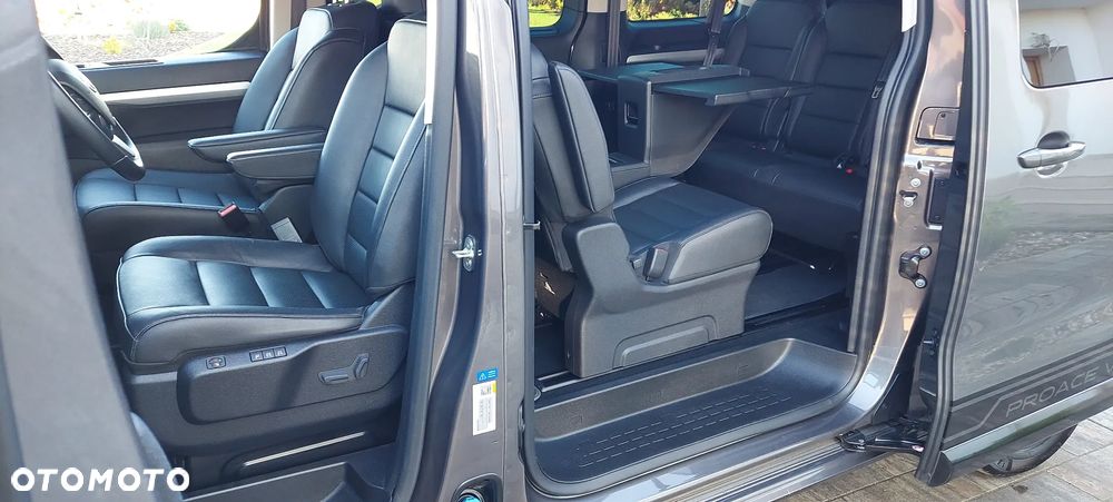 Toyota Proace Verso 2.0 D4-D Medium VIP - 22