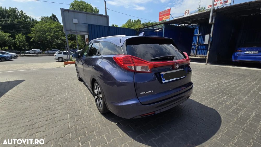 Honda Civic 1.8 i-VTEC MT Elegance Tech-Edition - 5