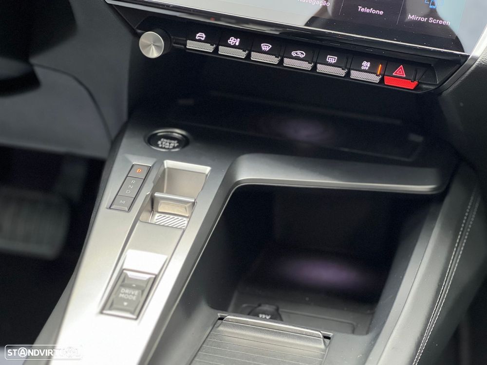 Peugeot 308 1.2 PureTech Allure Full LED EAT8 - 19