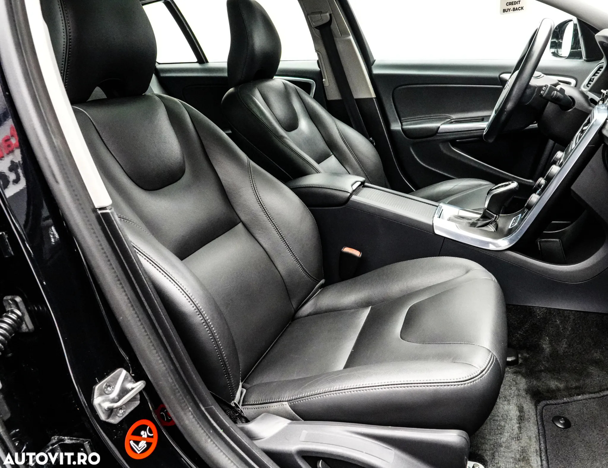 Volvo V60 - 16