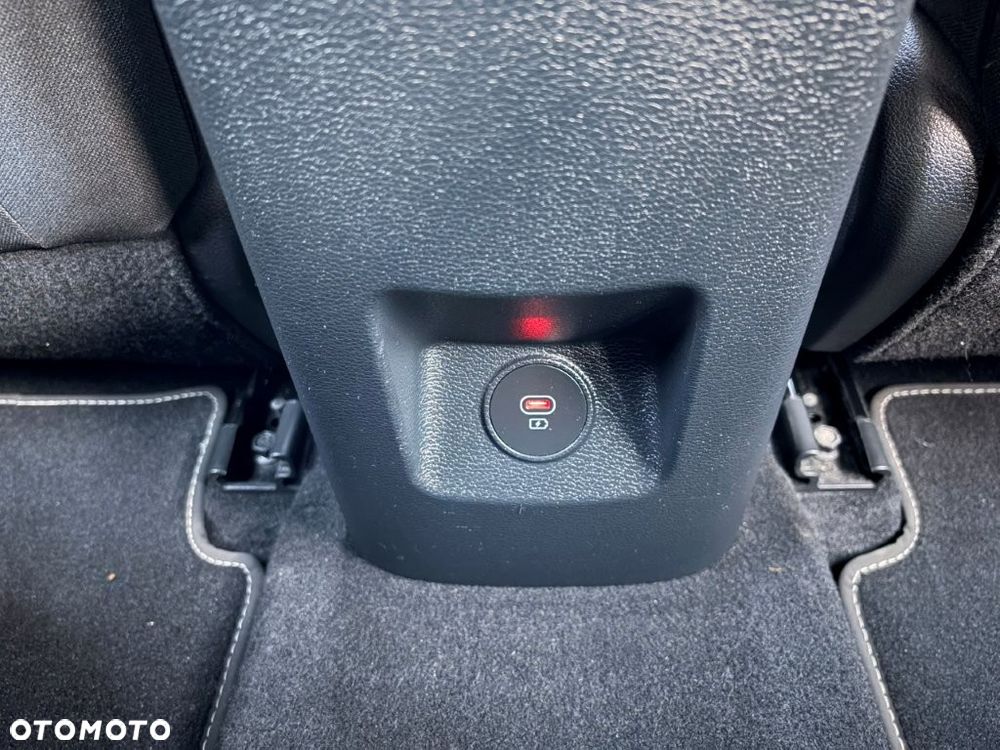 Kia Ceed 1.6 CRDi SCR L Business Line - 18