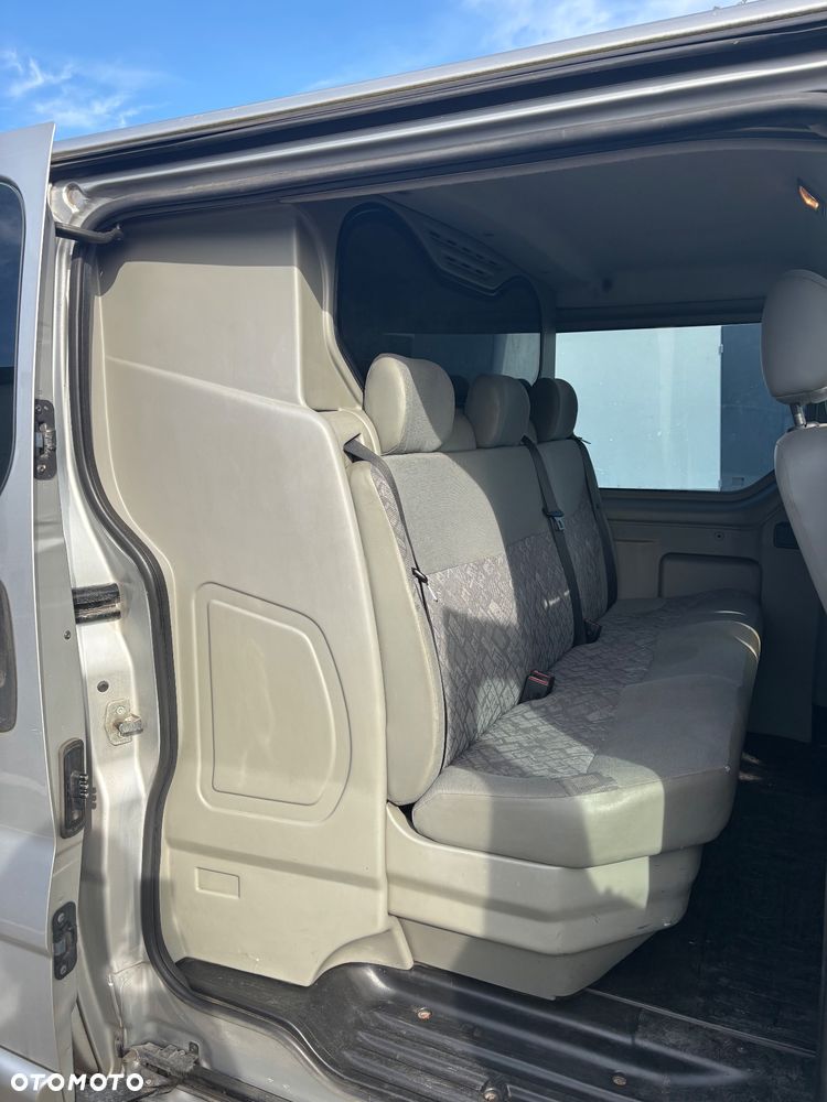 Opel Vivaro - 9