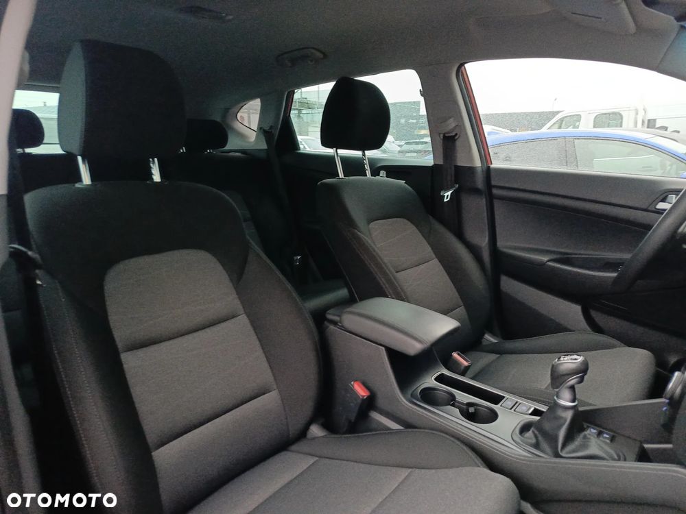 Hyundai Tucson 1.6 GDi Comfort 2WD - 22