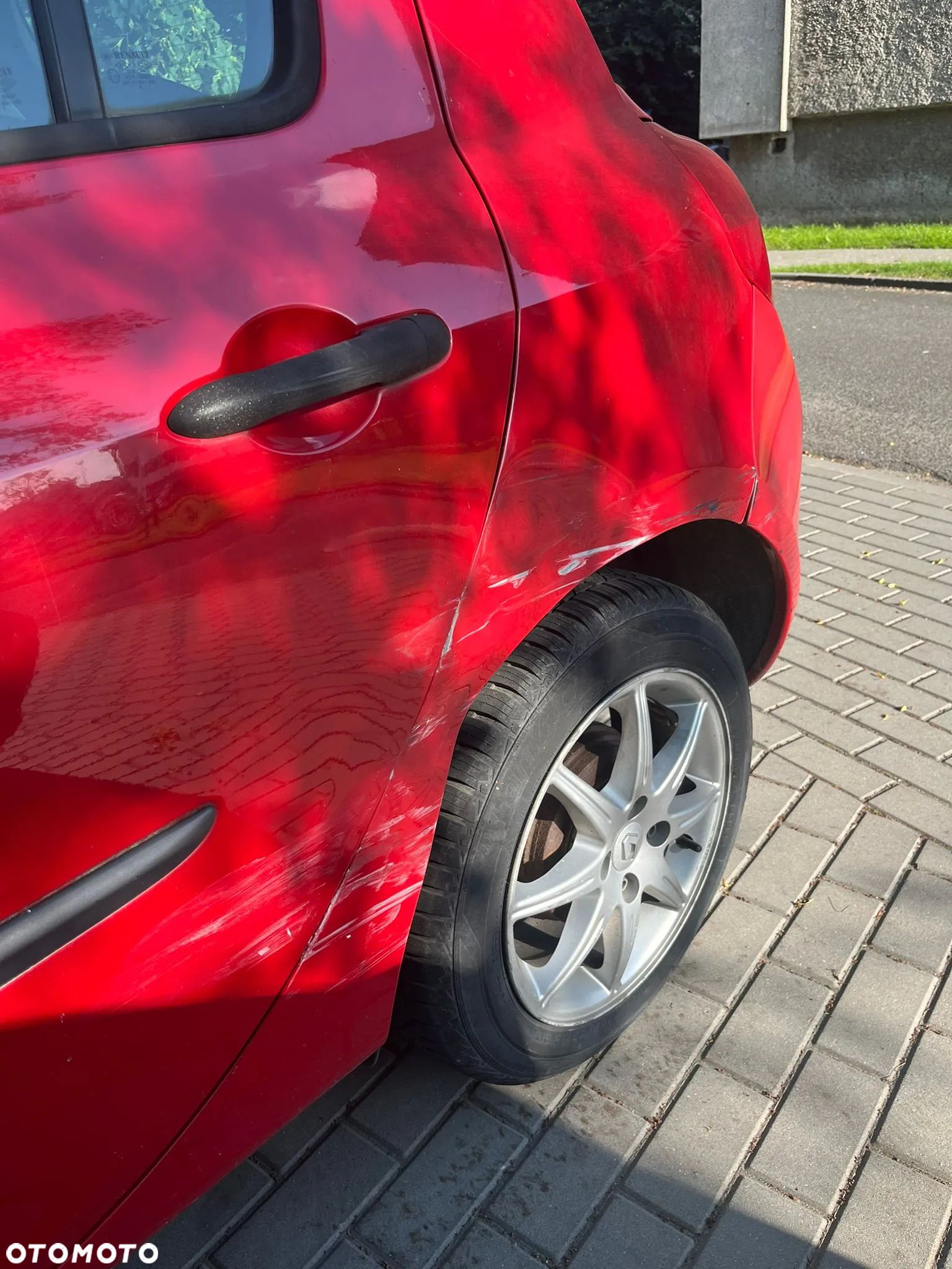 Renault Clio 1.2 16V Alize - 5