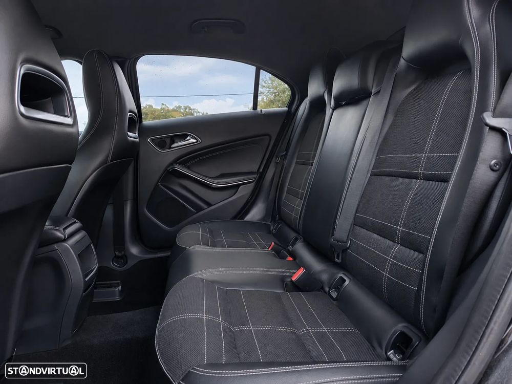 Mercedes-Benz A 180 d AMG Line Aut. - 13