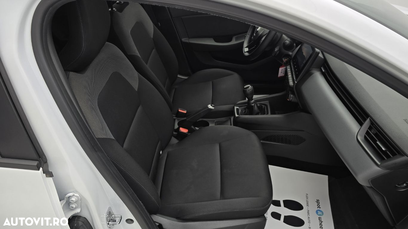 Renault Clio - 19
