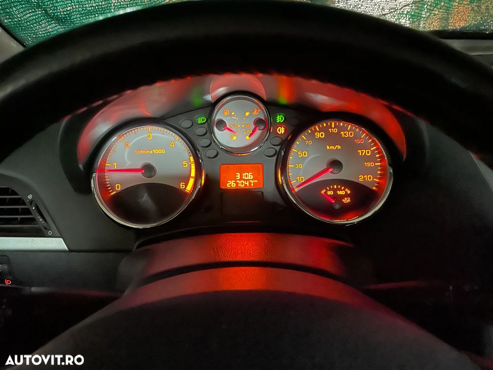 Peugeot 207 - 5