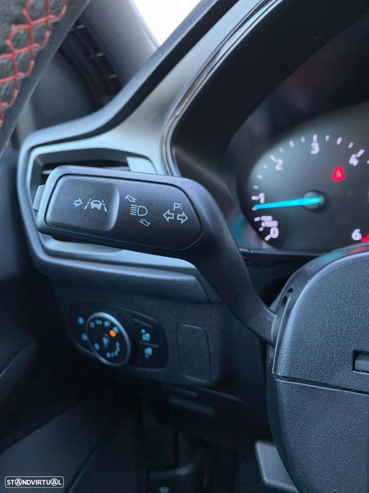 Ford Focus SW 1.5 TDCi EcoBlue ST-Line - 14