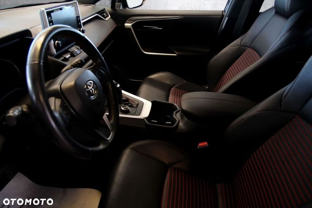 Toyota RAV4 - 4