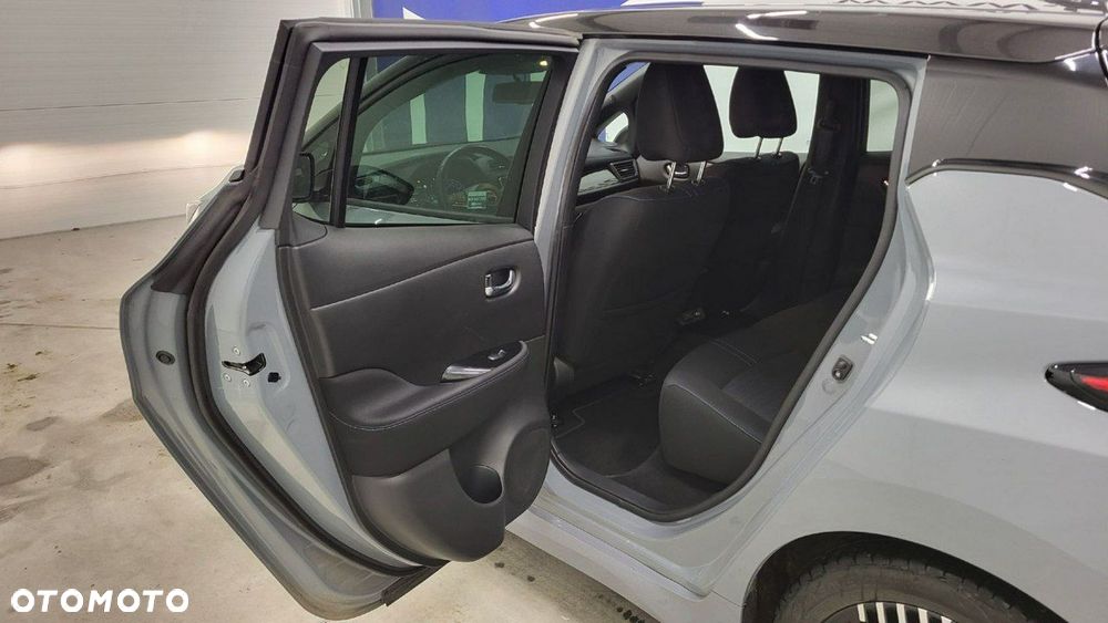 Nissan Leaf 40kWh N-Connecta - 19