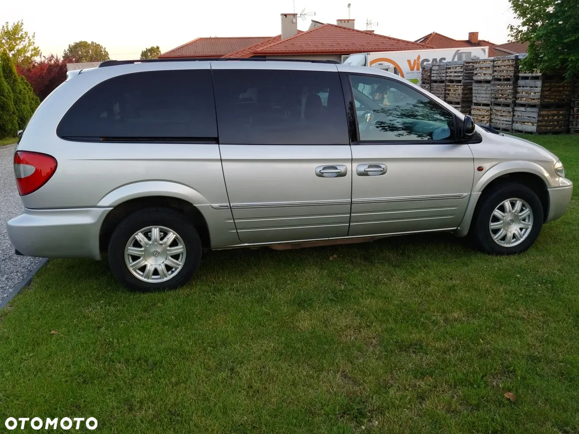 Chrysler Grand Voyager 3.3 Limited S&G - 4