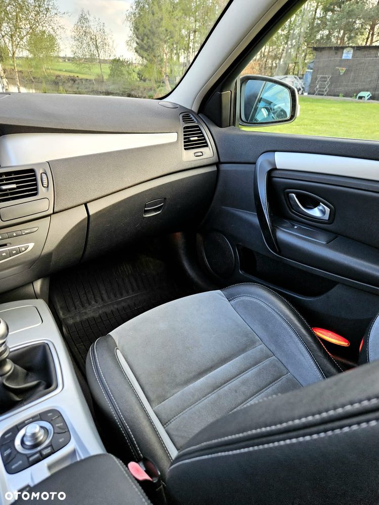 Renault Laguna 2.0 dCi GT - 11