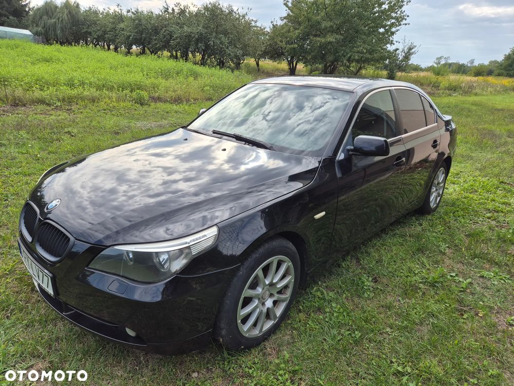 BMW Seria 5 525d - 26