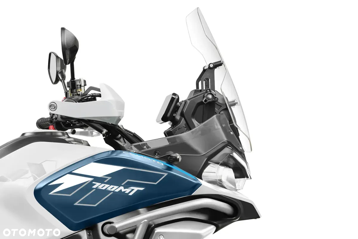 CFMoto MT - 4