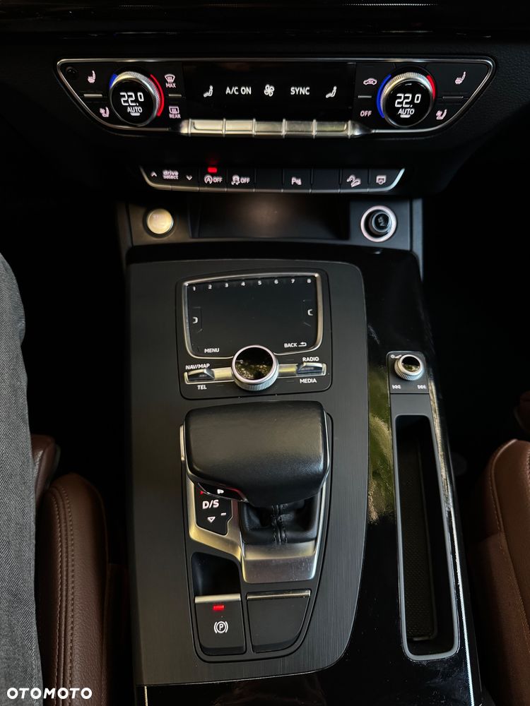 Audi Q5 2.0 TFSI Quattro S tronic design - 26