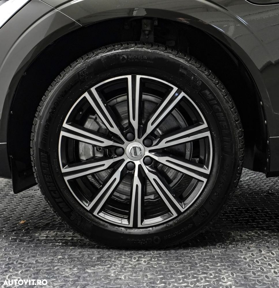 Volvo XC 60 T8 Twin Engine AWD Inscription - 29