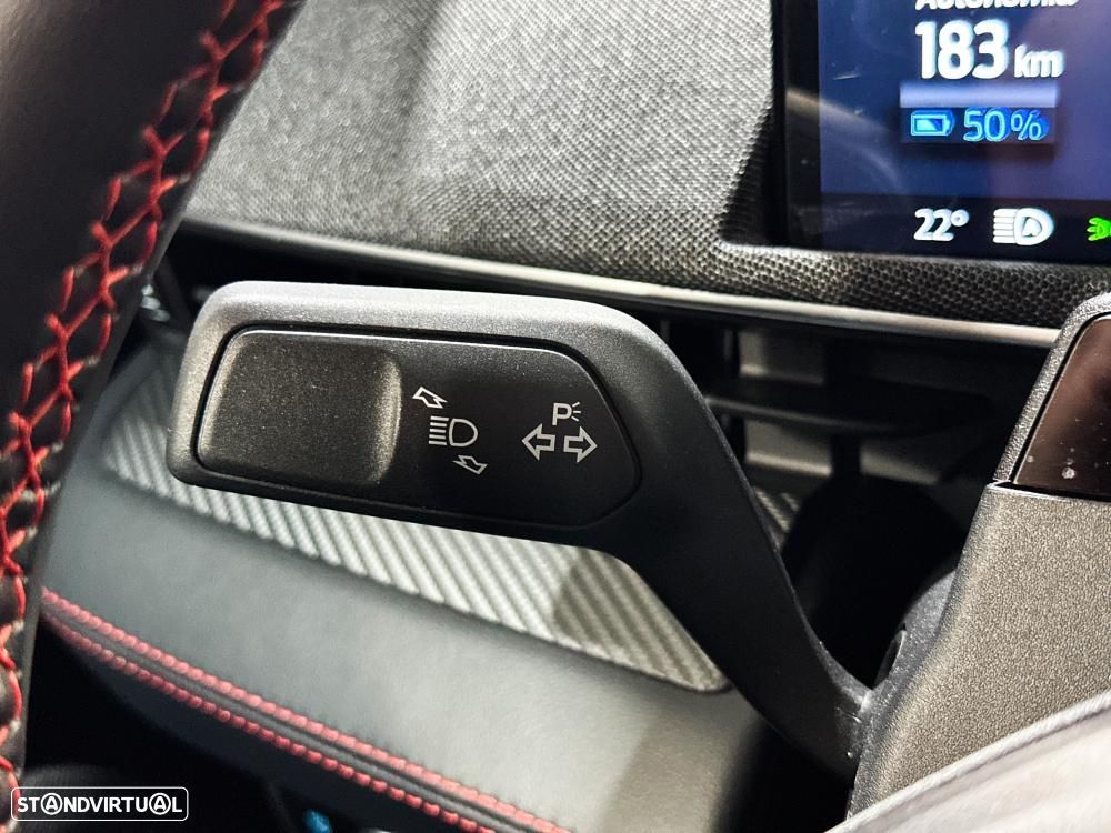 Ford Mustang Mach-E AWD PREMIUM - 43