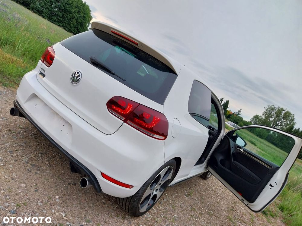 Volkswagen Golf 2.0 TSI GTI - 30