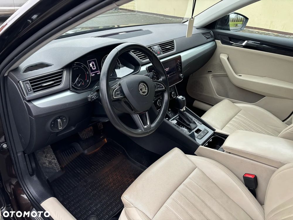 Skoda Superb 2.0 TDI L&K DSG7 - 24
