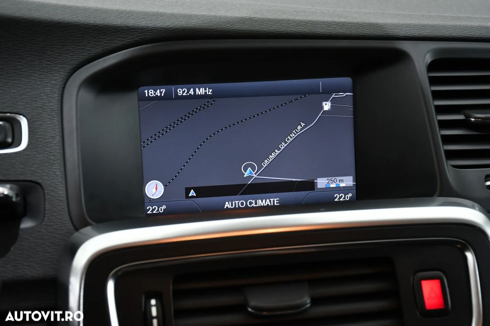 Volvo V60 D2 Start-Stop Momentum - 21