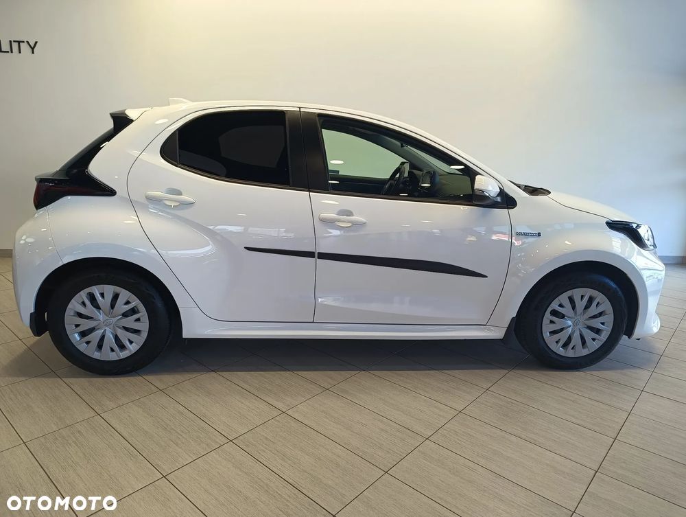 Toyota Yaris - 5