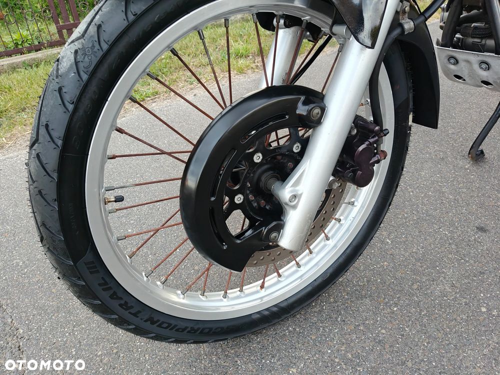 Suzuki DR - 10