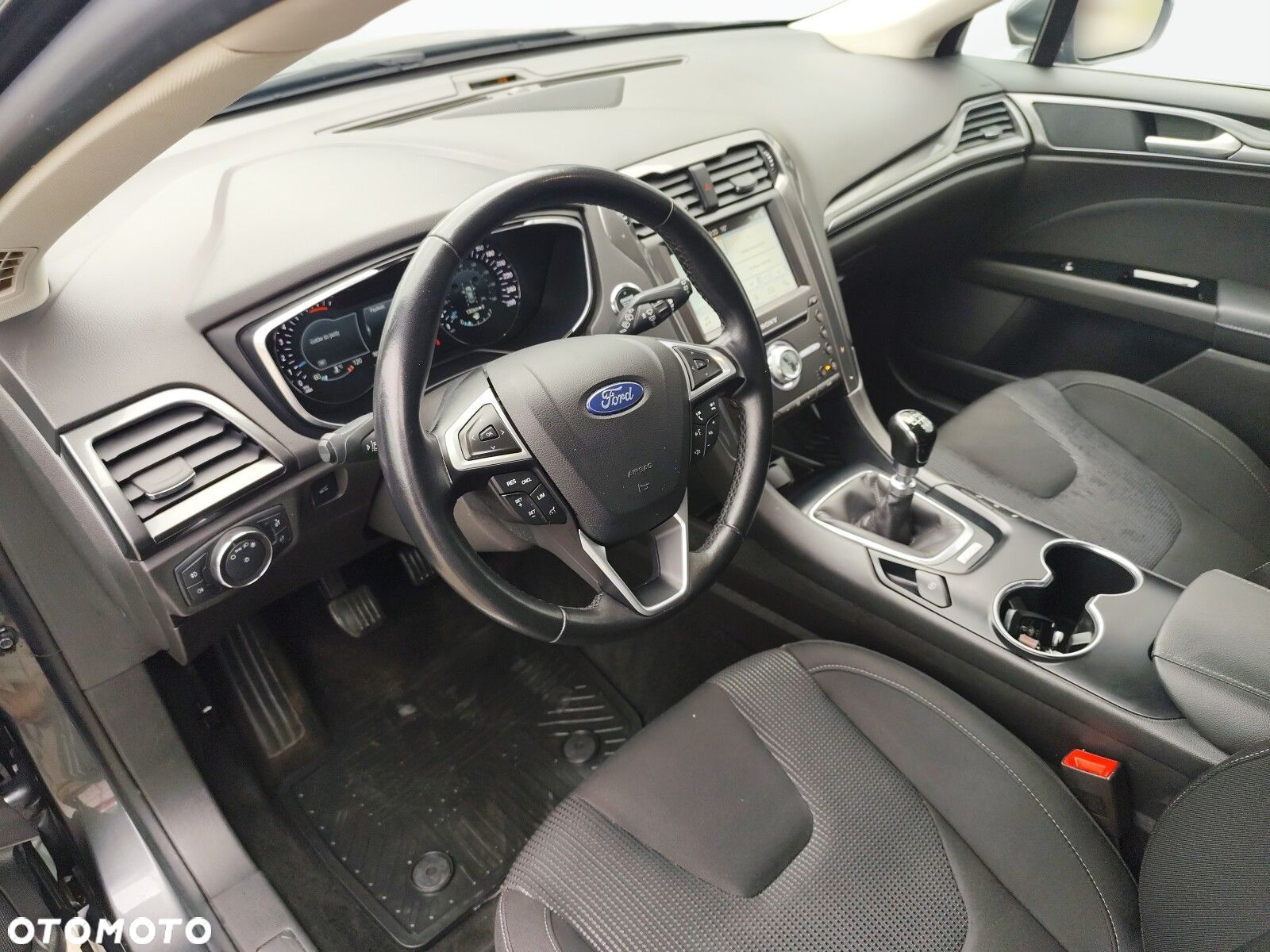 Ford Mondeo - 9