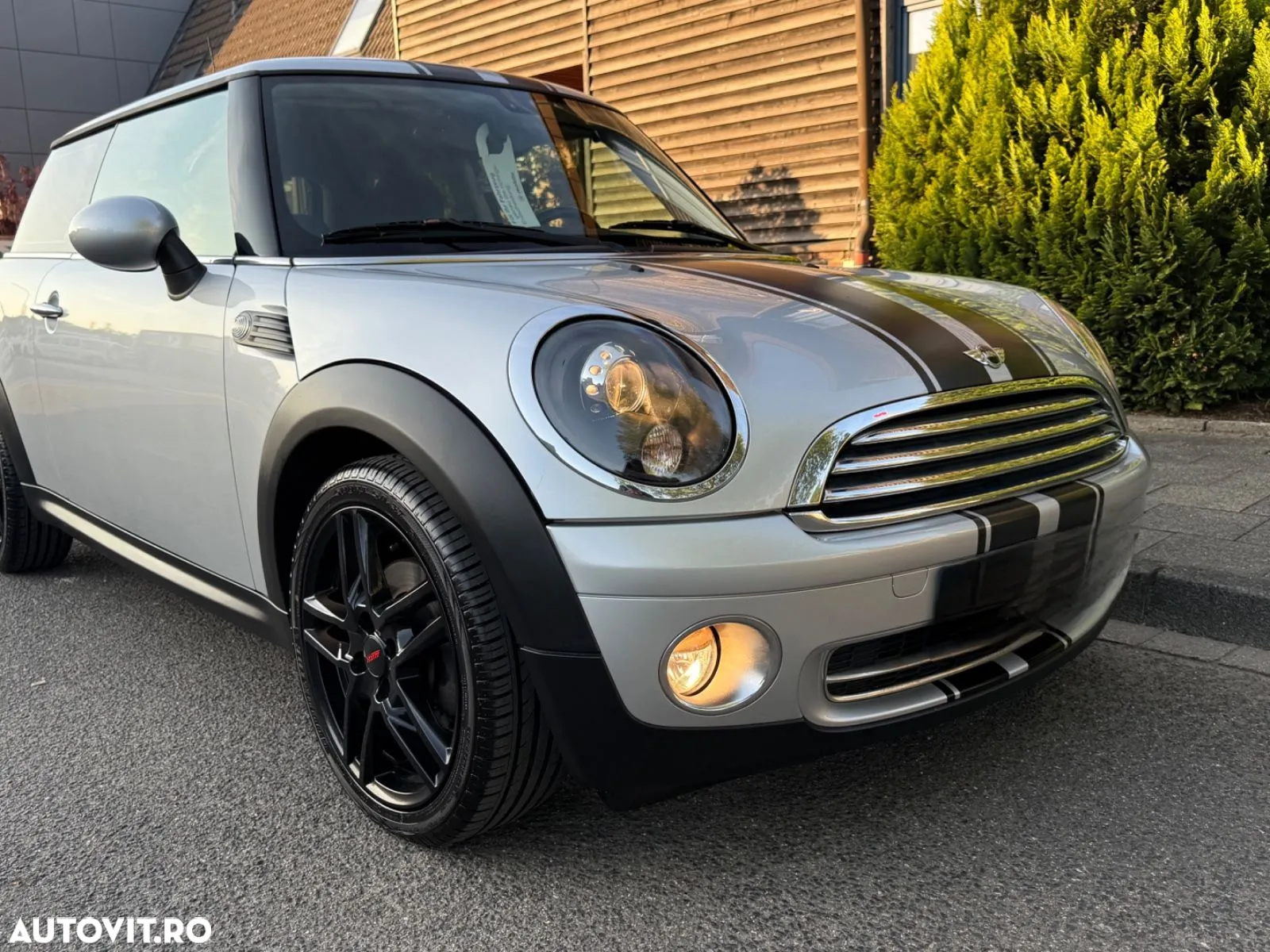 Mini Cooper Standard - 16