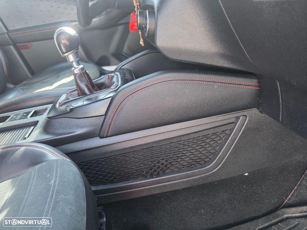 Ford Kuga 2.0 TDCi Vignale 4WD - 16