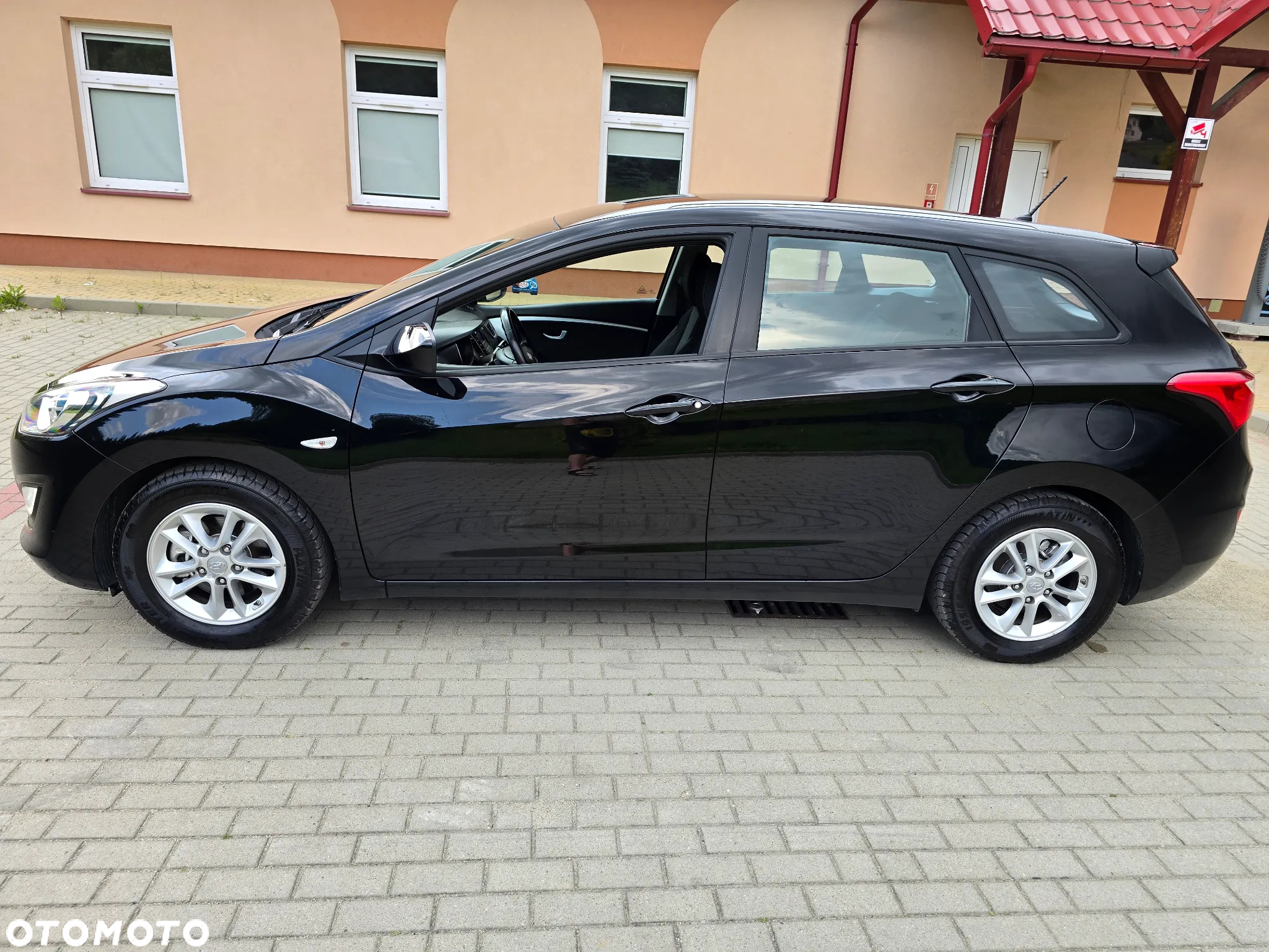 Hyundai i30 1.6 Premium - 17