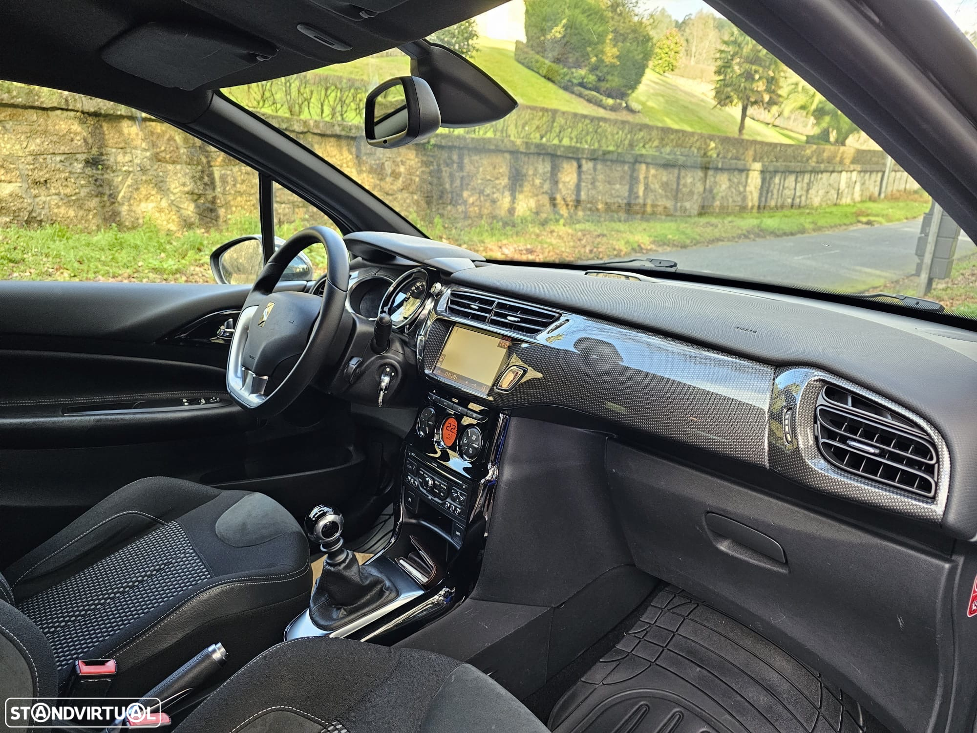 Citroën DS3 1.6 e-HDi Airdream Sport Chic - 21