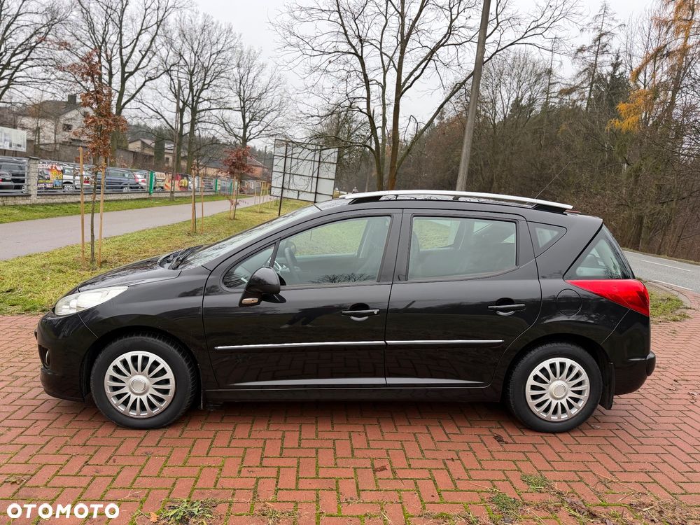 Peugeot 207 HDi FAP 90 (Blue Lion) Business-Line Niveau 2 - 3