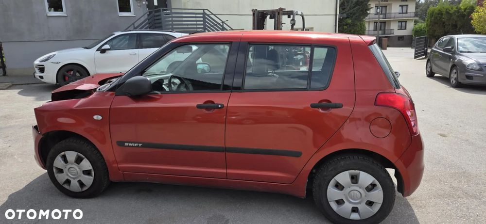 SUZUKI SWIFT IV 1,3 benzyna sanki wózek silnika belka przód - 6