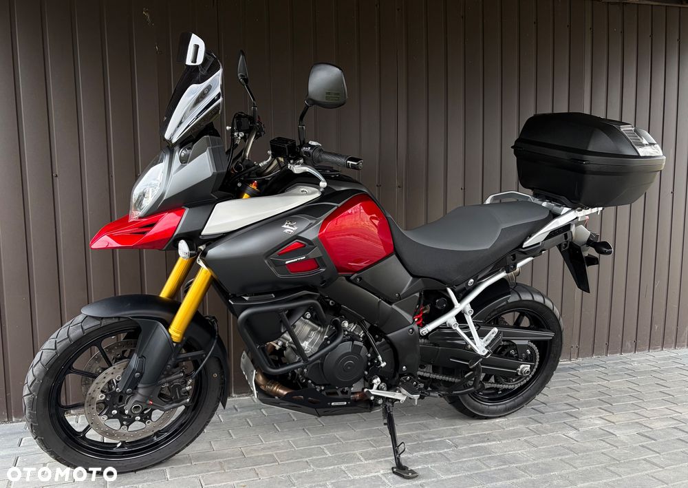 Suzuki V-STROM - 1
