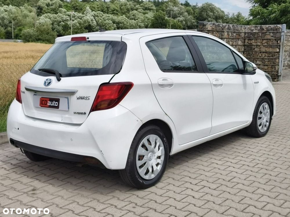 Toyota Yaris - 7