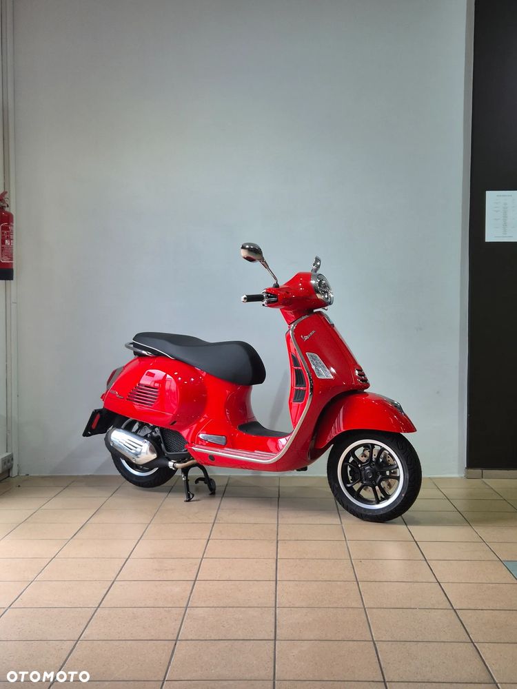 Vespa GTS - 1