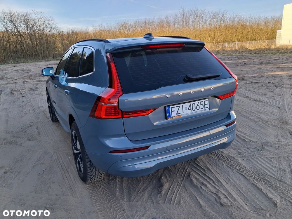 Volvo XC 60 D4 Momentum Pro - 11