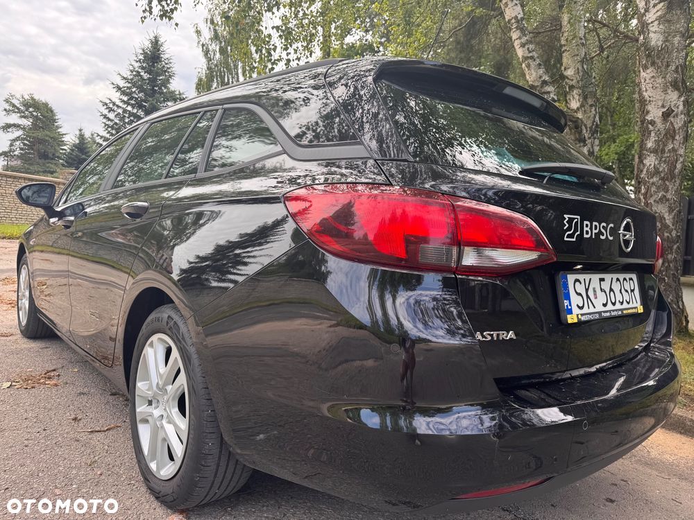 Opel Astra 1.2 T Elegance S&S - 11