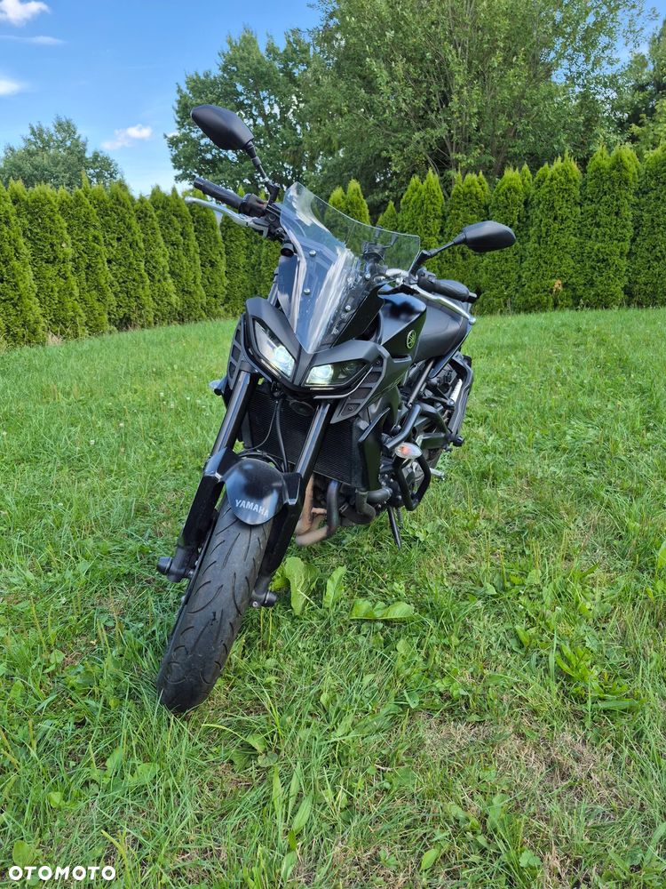 Yamaha MT - 14