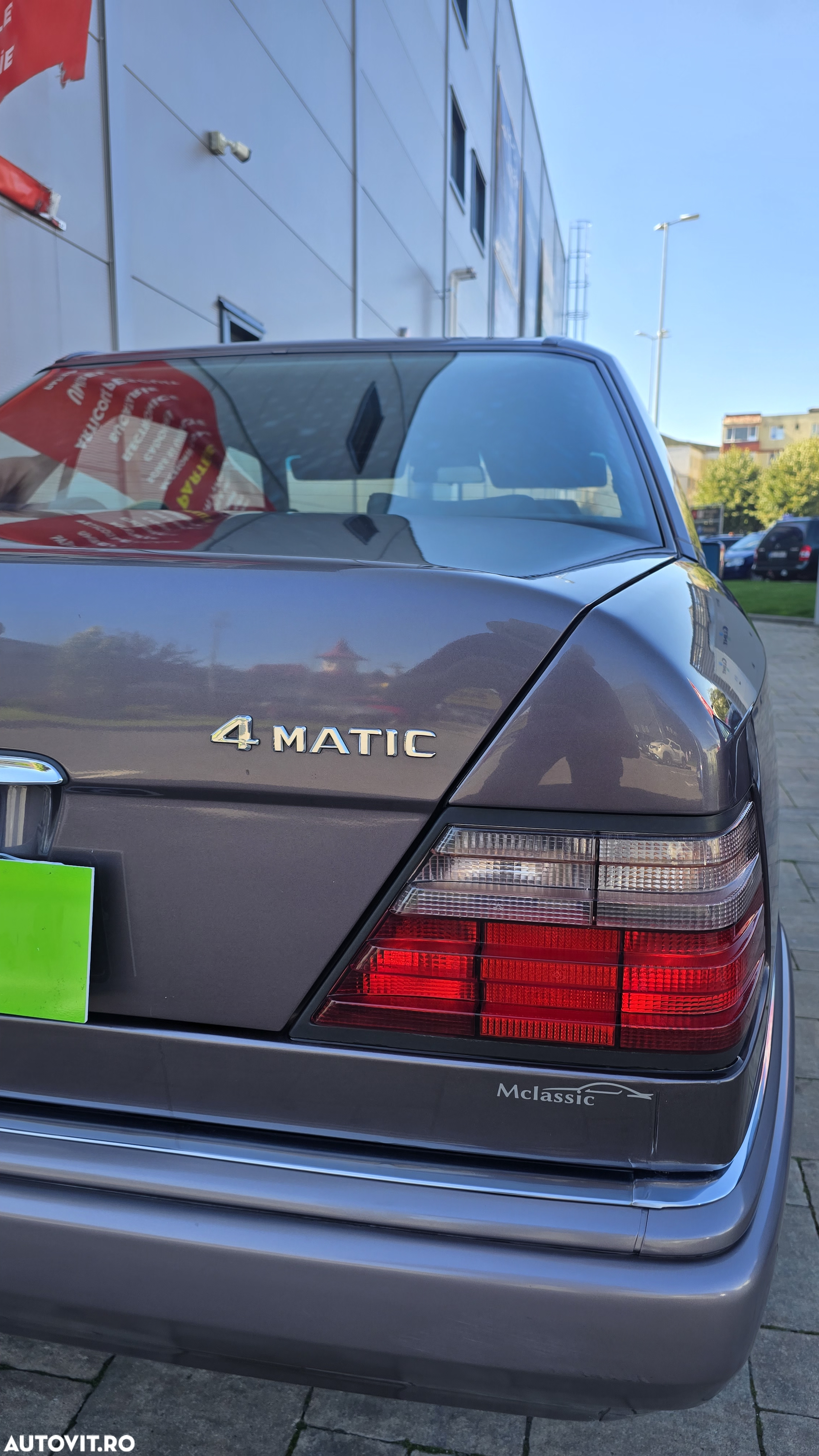 Mercedes-Benz W124 - 27