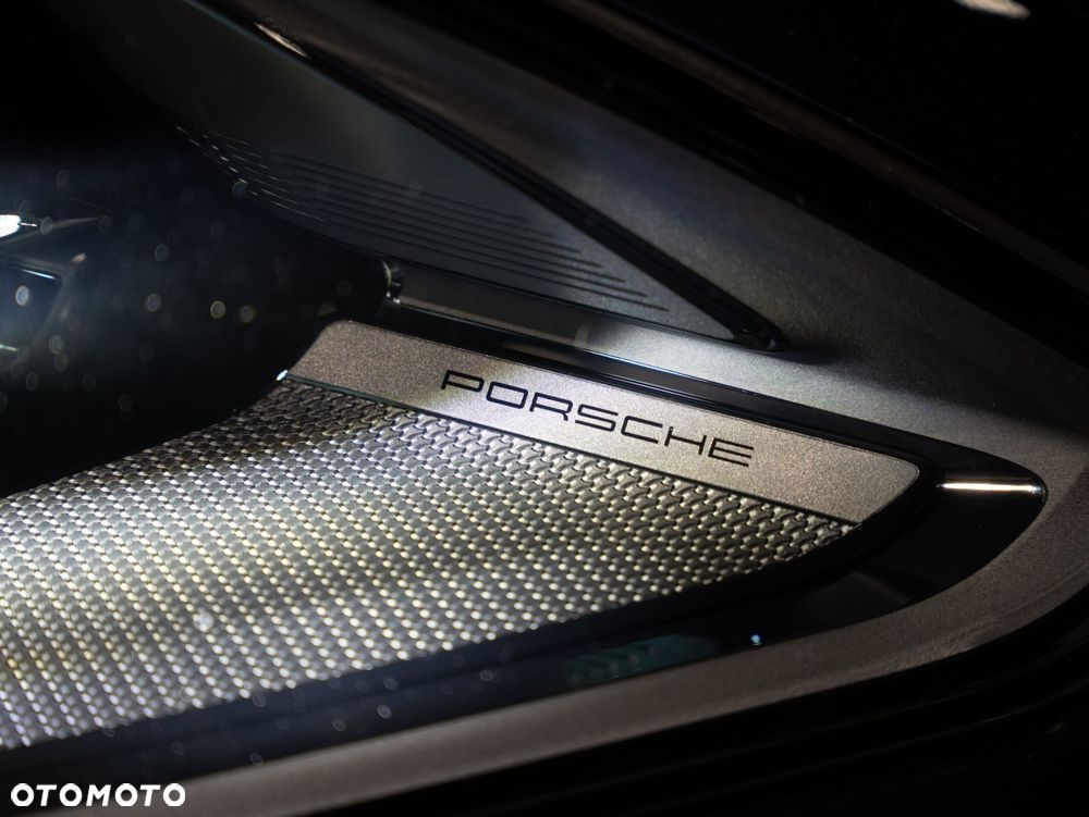 Porsche Cayenne Black Edition - 18